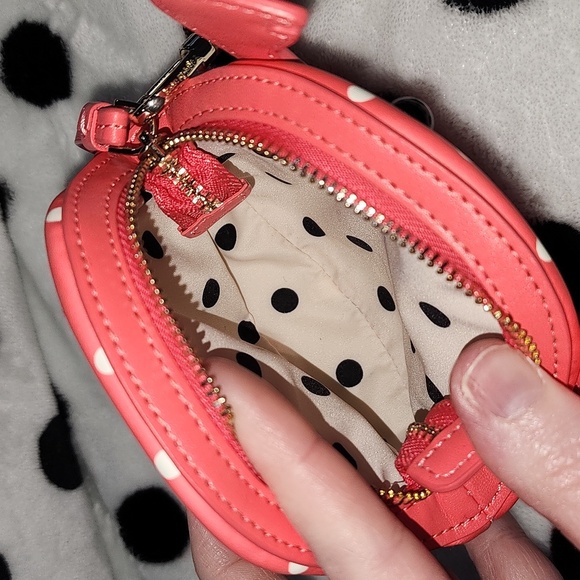 EUC- Kate Spade Peach Melba Shelly Crab Wristlet- Limited Edition & Discontinued - Picture 6 of 6